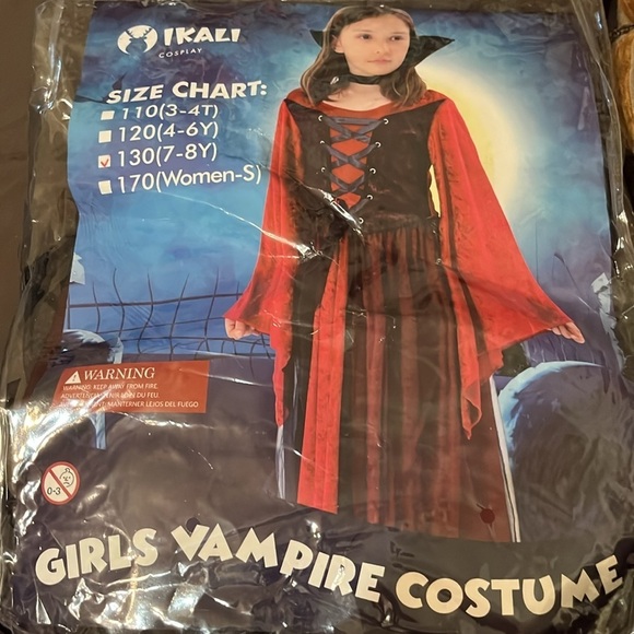 *New*  Girls Vampire Costume  size 7-8 - Picture 3 of 3